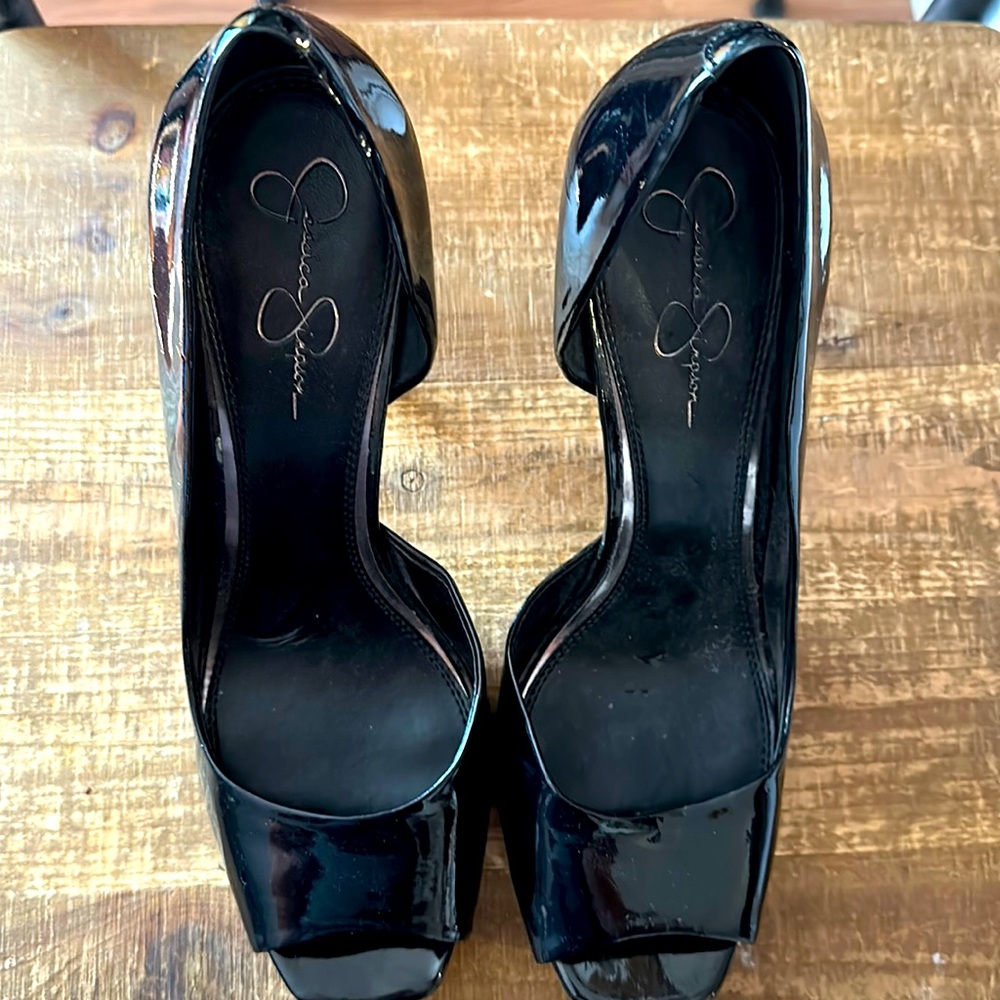 Jessica Simpson 4 in black heel
